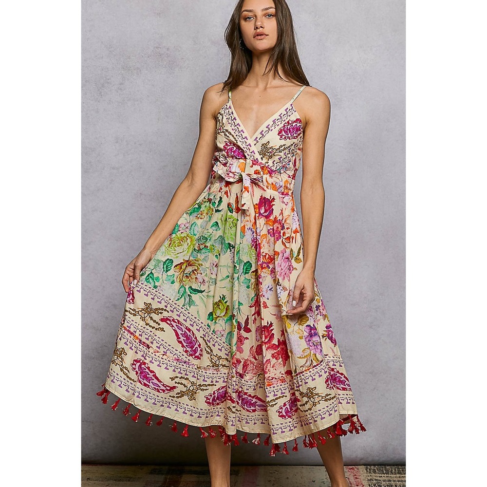 POL Boho Floral Embroidered Cotton V-Neck Midi Dress‎ with Tassel Hem Size L